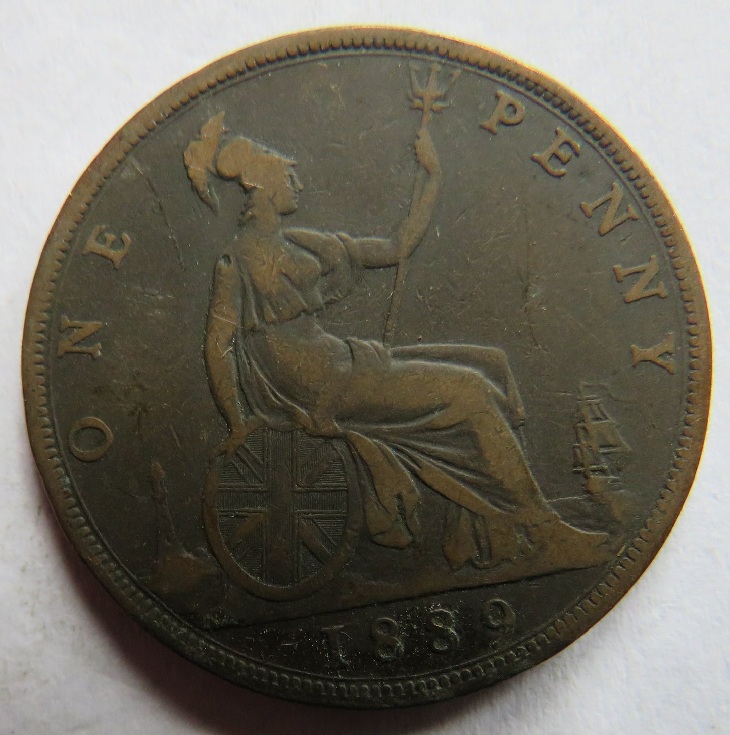 1889 Queen Victoria Bun Head One Penny Coin - Great Britain