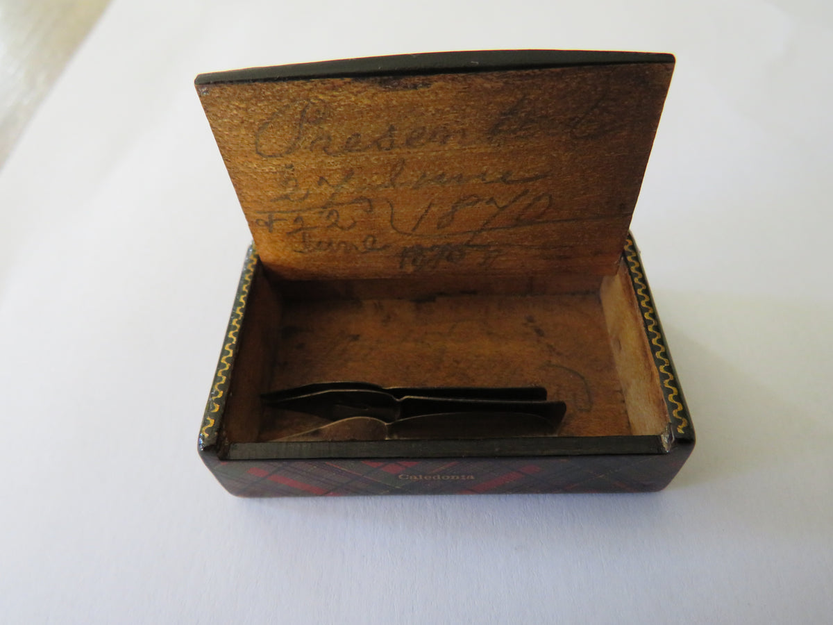 Antique Mauchline Tartan Ware Small Pen Nib Box "The Waverley Pen" "Caledonia Tartan"