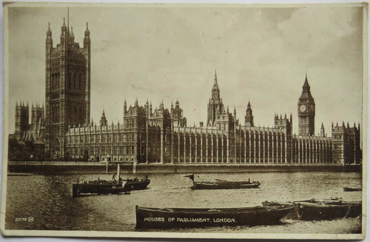 Vintage Postcard of Houses of Parliment, London