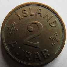 Load image into Gallery viewer, 1940 Iceland 2 Aurar Coin
