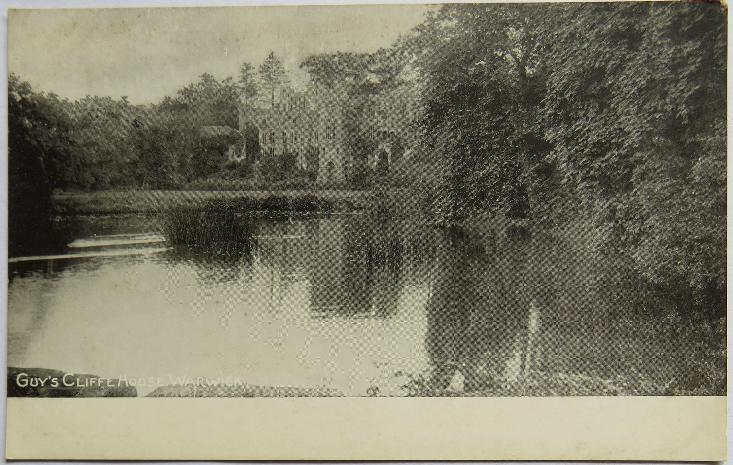 Vintage Postcard of Guys Cliff House at Warwick