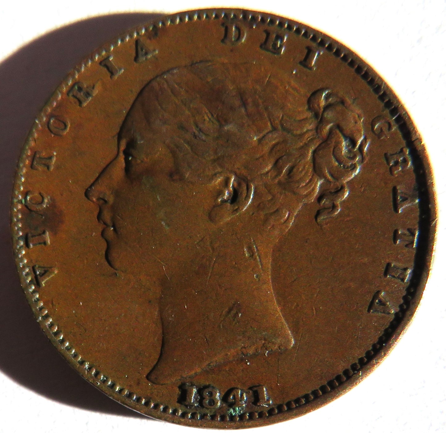 1841 Queen Victoria Young Head Farthing Coin - Great Britain