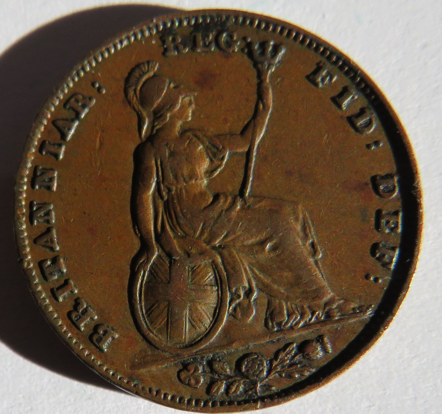 1841 Queen Victoria Young Head Farthing Coin - Great Britain