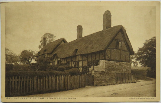 Vintage Postcard of Ann Hathaway's Cottage, Stratford-on-Avon