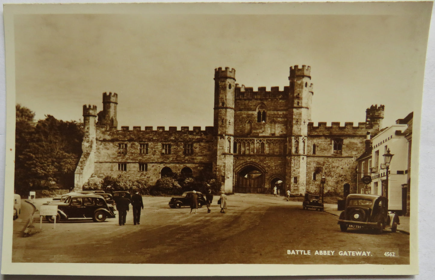 Vintage Postcard of Battle Abbey, Gateway