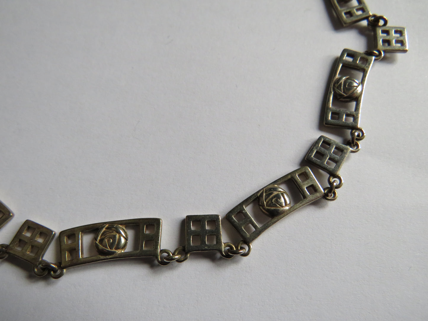 Sterling Silver Ladies Necklace In The Style of Charles Rennie Mackintosh