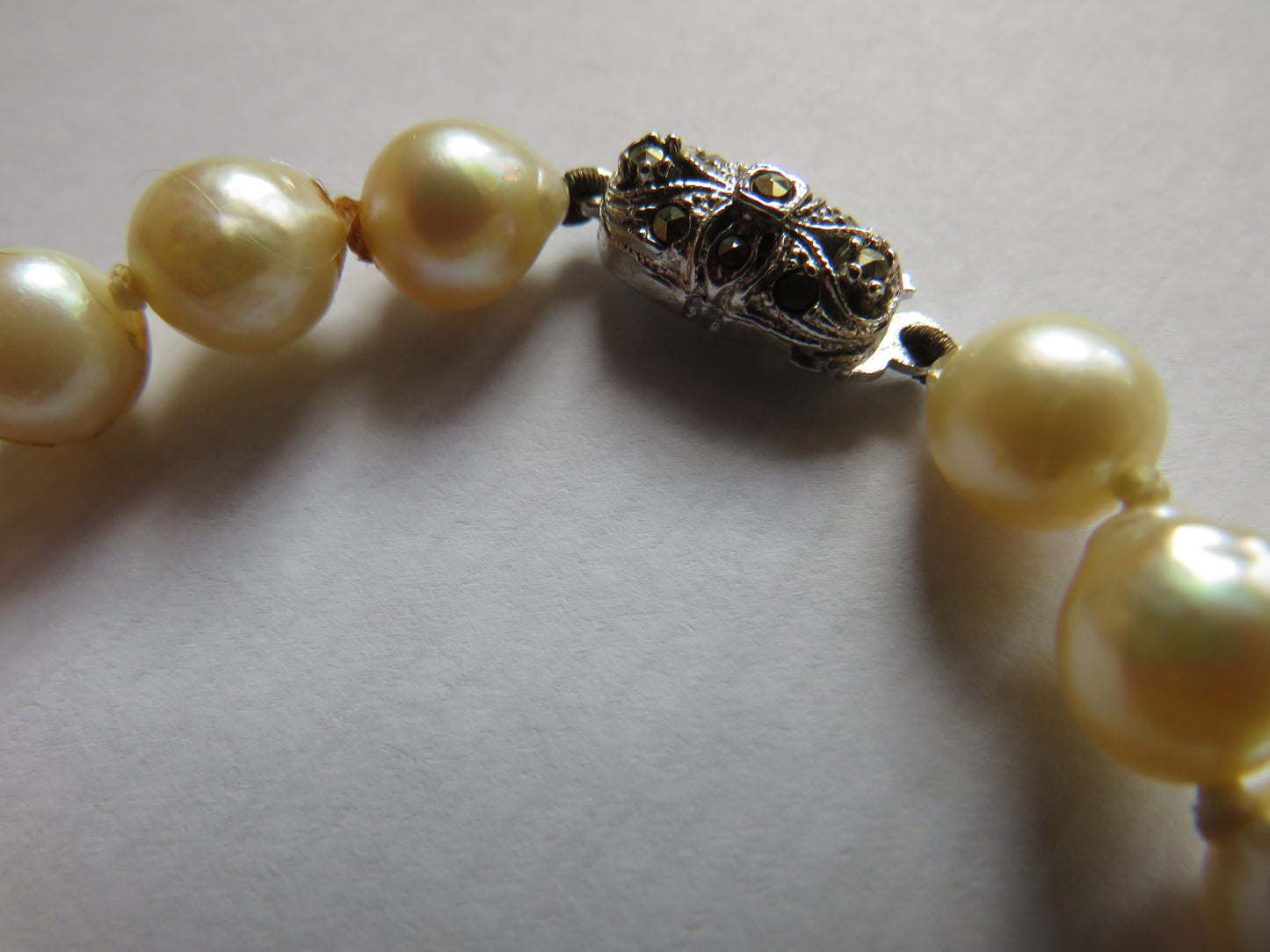 A Good Length Ladies Pearl Necklace With Silver & Marcasite Clasp 63 cm