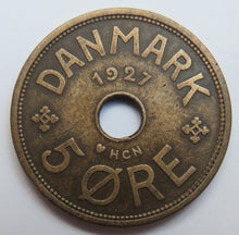 Load image into Gallery viewer, 1927 Denmark 5 Ore Coin
