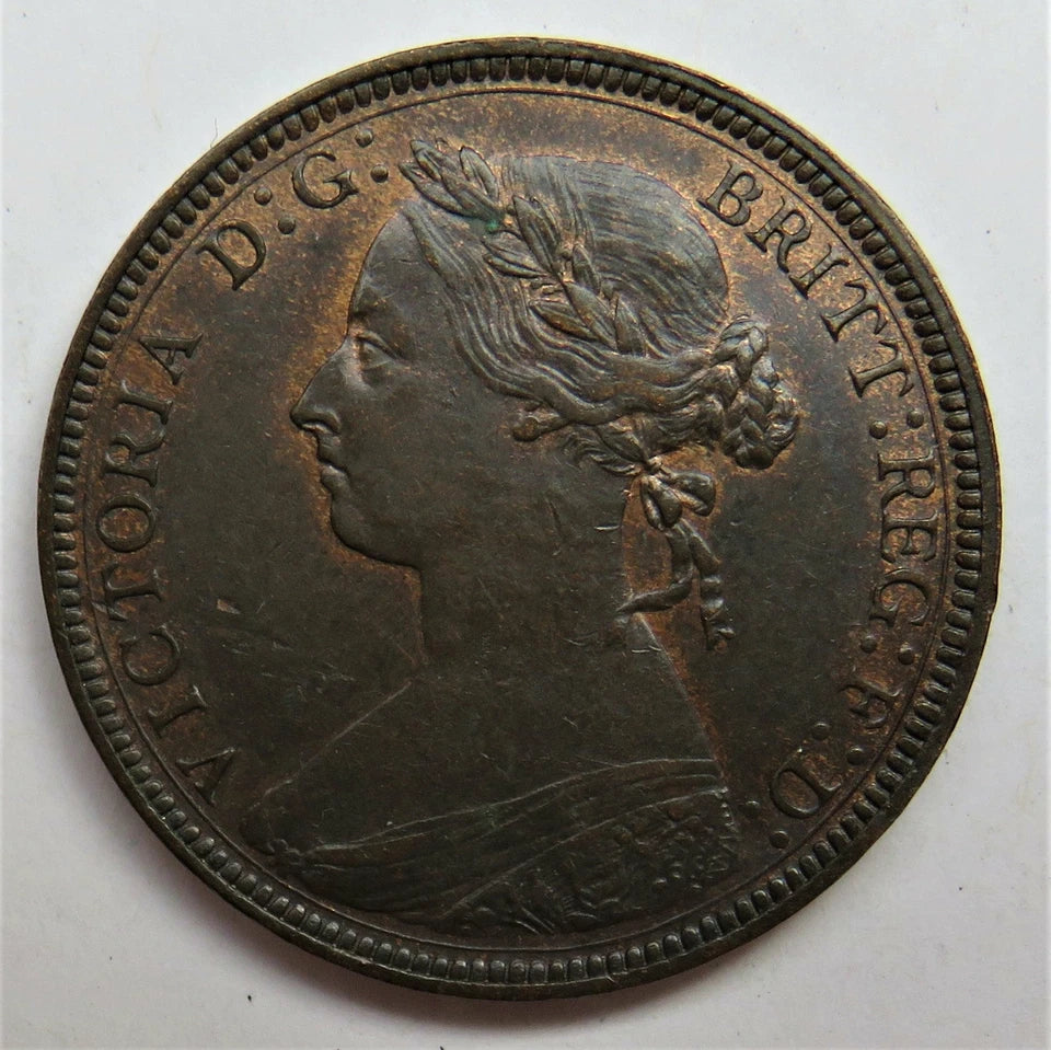1886 Queen Victoria Halfpenny Coin In Higher Grade