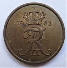 Load image into Gallery viewer, 1963 Denmark 5 Ore Coin
