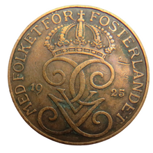 Load image into Gallery viewer, 1925 Sweden 5 Ore Coin
