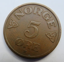 Load image into Gallery viewer, 1955 Norway 5 Ore Coin
