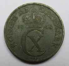 Load image into Gallery viewer, 1944 Denmark 5 Ore Coin
