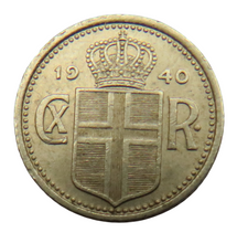 Load image into Gallery viewer, 1940 Iceland 10 Aurar Coin
