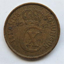 Load image into Gallery viewer, 1942 Iceland 5 Aurar Coin
