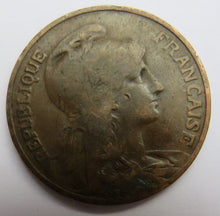 Load image into Gallery viewer, 1902 France 10 Centimes Coin
